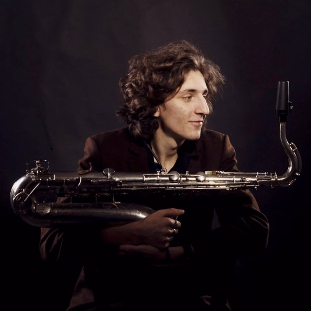 Nikola Miloradović: Saksofonista i ulični muzičar